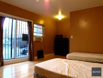 Rented by Bond New York