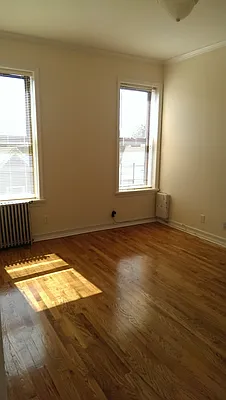 Rented by Giaps Realty Group LLC | media 1