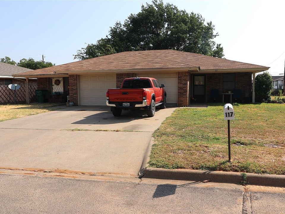 1st image of 119 & 117 Willow Ln