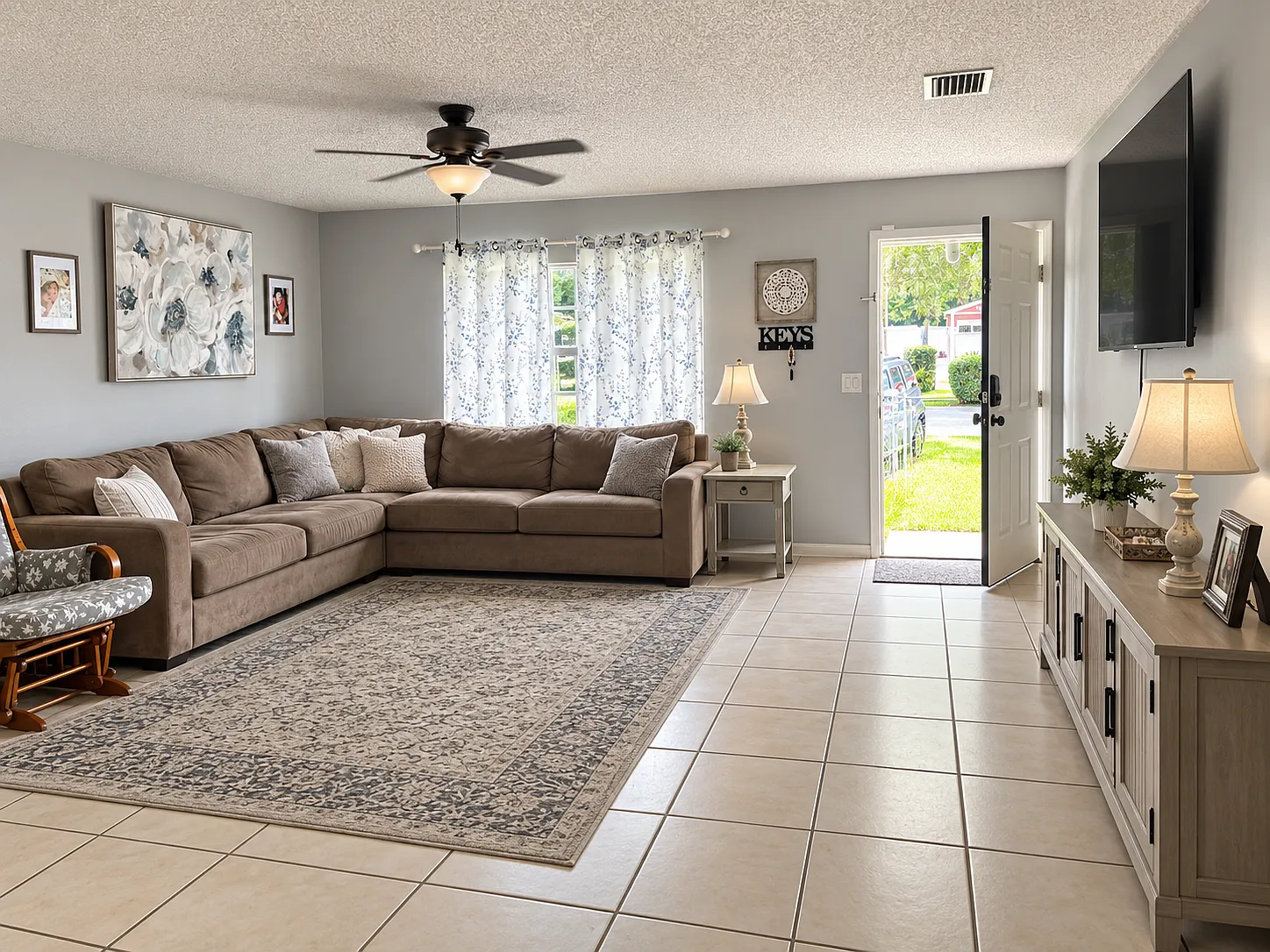 3 bed, 1092 sqft, $1,989 — Photo 4