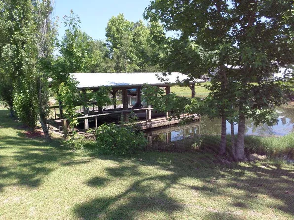 8027 Hickory Dr, Donalsonville, GA 39845
