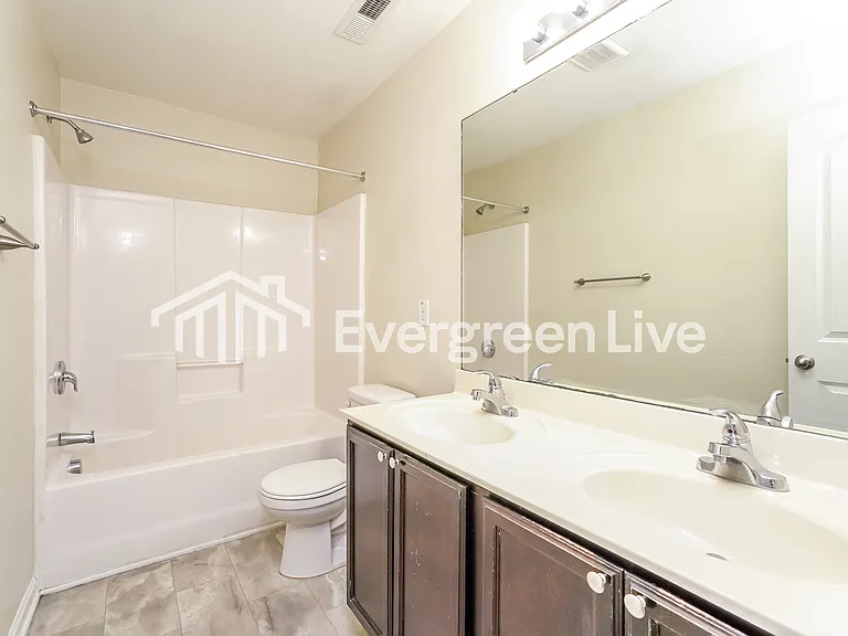364 Kendall Dr — Photo 14