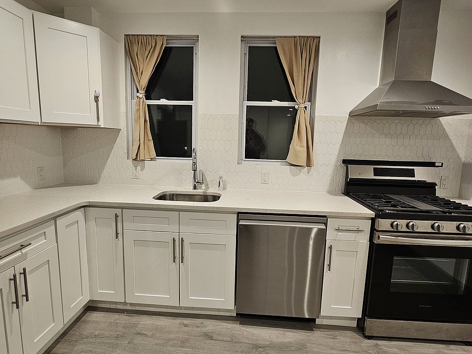 1st image of 1259 Richmond Ave #2A