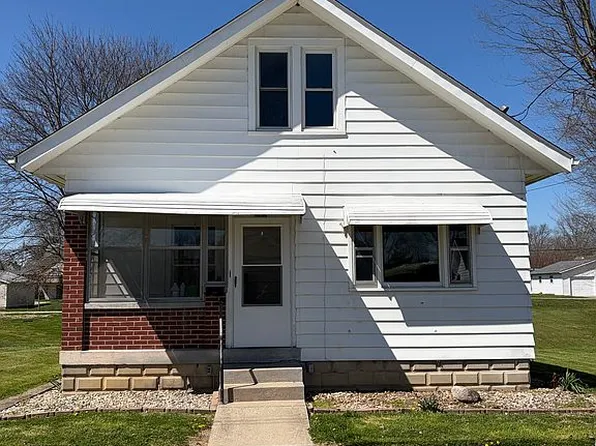 223 N Depot St, Batesville, IN 47006