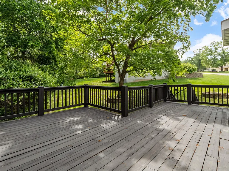 2122 Park Forest Dr — Photo 45