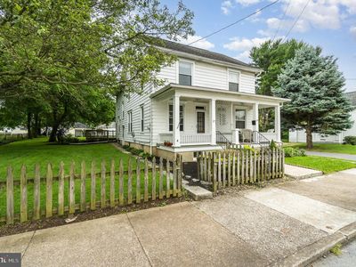 27 W High St, Hummelstown, PA, 17036