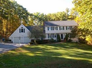 2 Oregon Rd, Tyngsboro, MA 01879