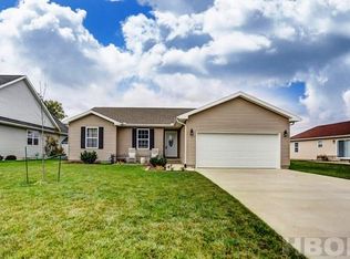 244 Thimbleberry Dr, Findlay, OH 45840