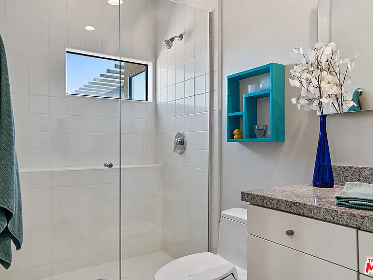 737 E Arenas Rd — Photo 19