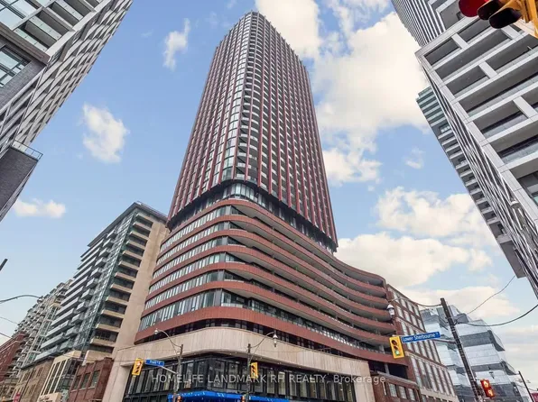 180 Front St E, Toronto, ON