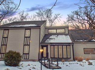 26068 W River Rd, Perrysburg, OH 43551