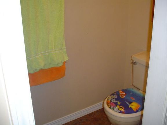 Bath 2 - View 2