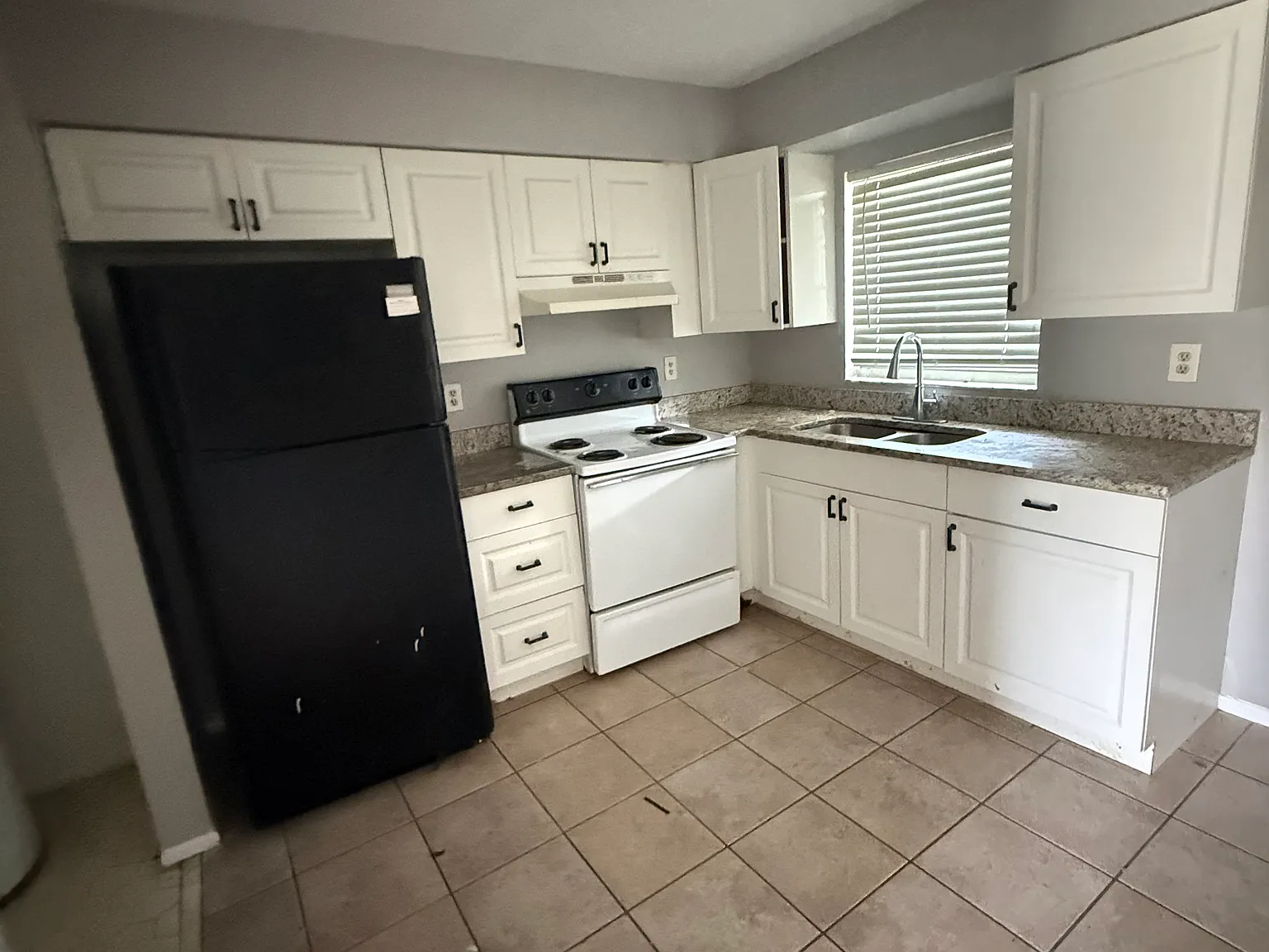 2 bed, 1500 sqft, $1,395 — Photo 1