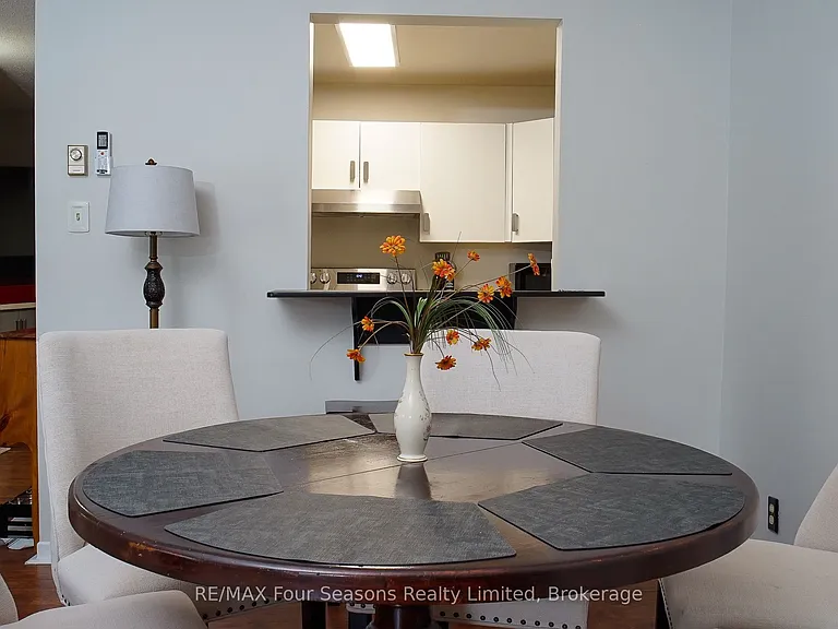 4 Trafalgar Rd #4 — Photo 10