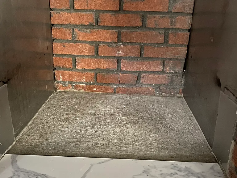 12 River Ln — Photo 2