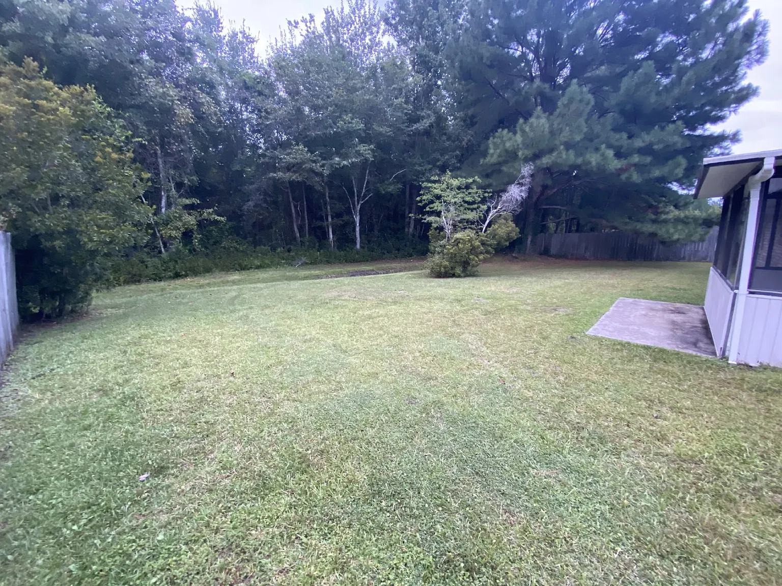 3 bed, 2.0 bath, 1476 sqft, $1,550 — Photo 2