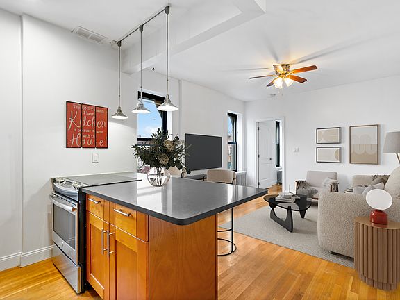 3rd image of 5723 5th Ave #2C