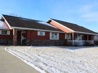 4 Bluebird Ct, Morris, MN 56267