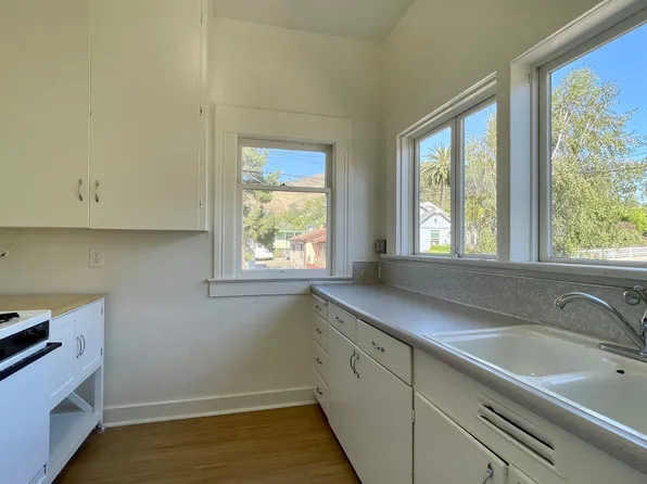 SLO Studio in Historic Railroad District, 1707 Santa Rosa St, San Luis Obispo, CA 93401