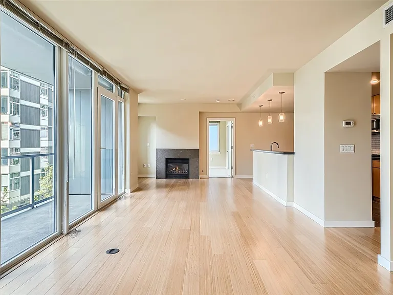 76 Cedar St #502 — Photo 6