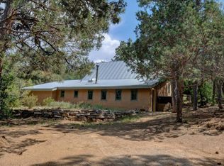 56 Apple Ranch Rd, Tijeras, NM 87059