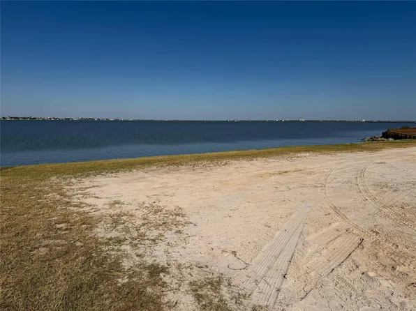 0 Palm Coast Ln, Palacios, TX 77465