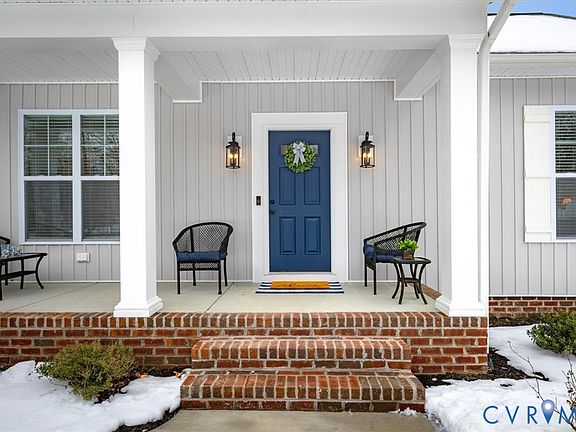 5th image of 1243 Lewiston Plank Rd