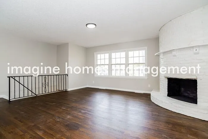 10010 W Moody Park Dr — Photo 2