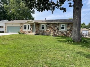 3023 E Verona St, Springfield, MO 65804