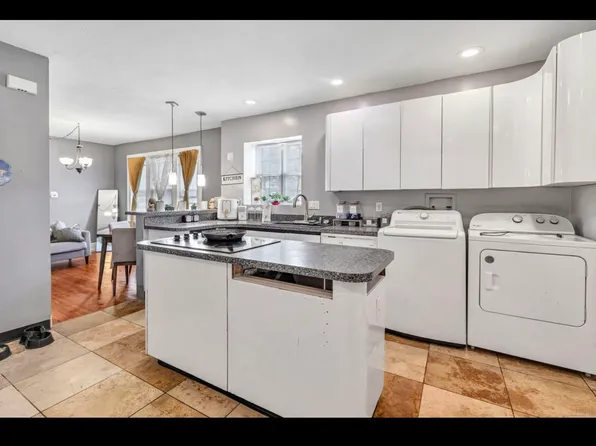 174 Gridley St, Bristol, CT 06010