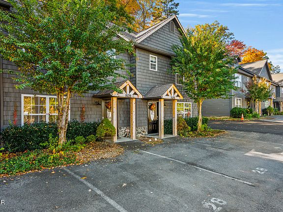 2nd image of 1428 William Holt Blvd