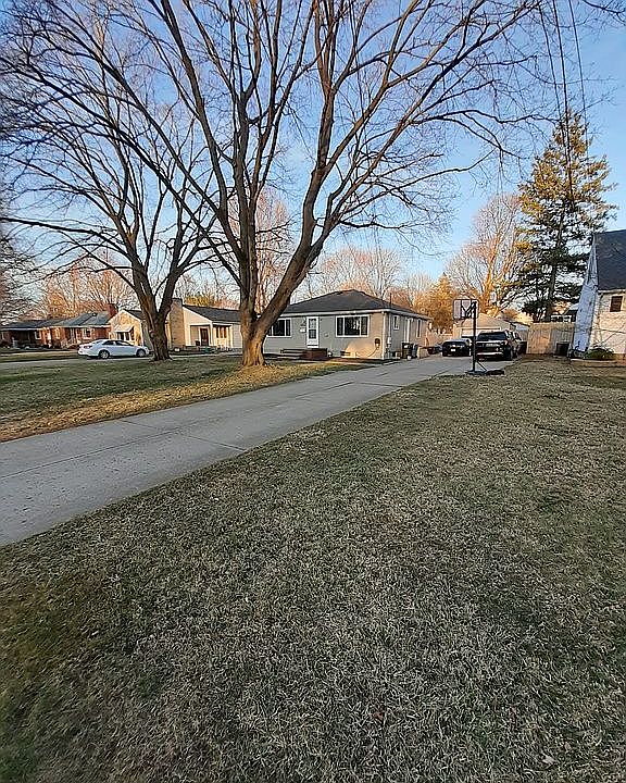 1st image of 183 Central Dr
