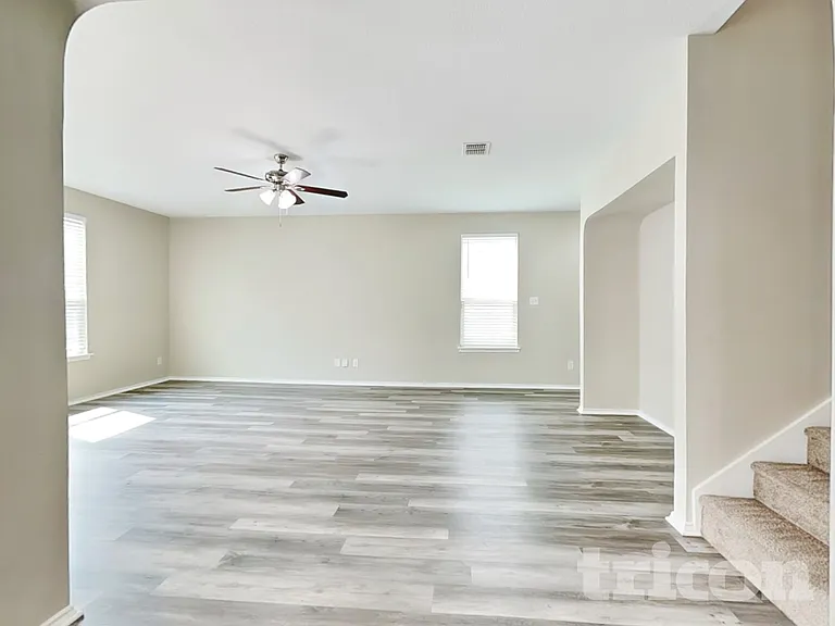 4534 Olympus Bay — Photo 4