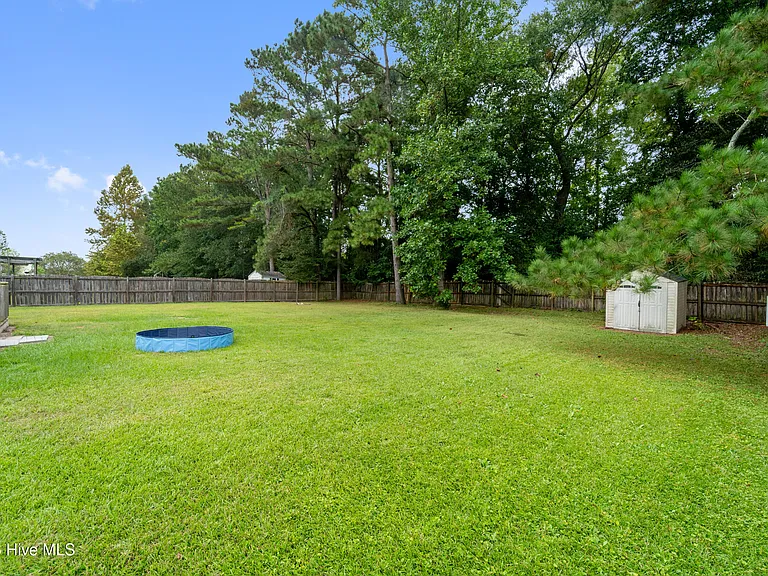 183 Bridlewood Dr — Photo 33