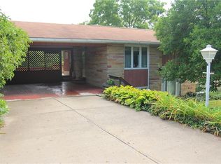 2050 Friendship Dr, New Concord, OH 43762