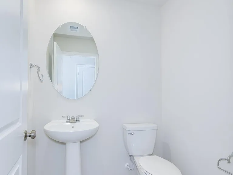 450 Seeback Dr — Photo 8
