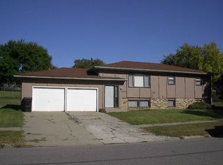 1504 Valli Hi Rd, Norfolk, NE 68701