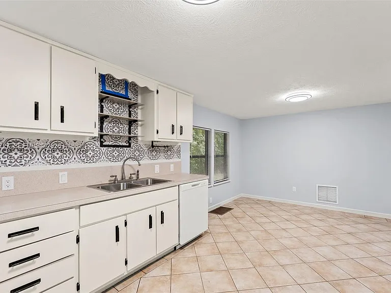 7002 Garden St #0 — Photo 13