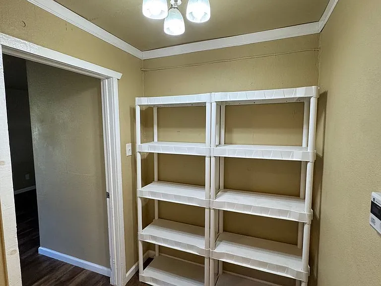 1571 Vista Grande Ln #B — Photo 10