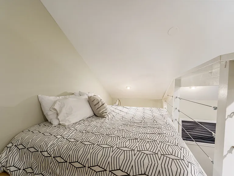 604 Glen Iris Dr NE #2 — Photo 13