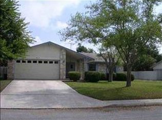 8222 Babe Ruth St, San Antonio, TX 78240