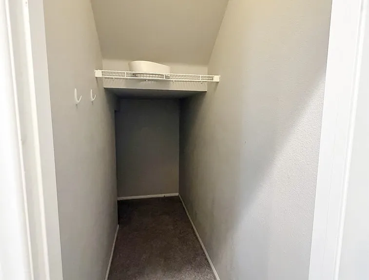 9386 Barcolobo Ave — Photo 11
