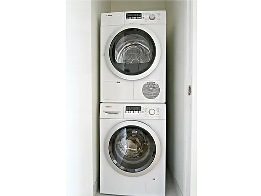 Rented by MNS | media 33