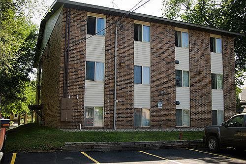 5th image of 711 8th Ave S