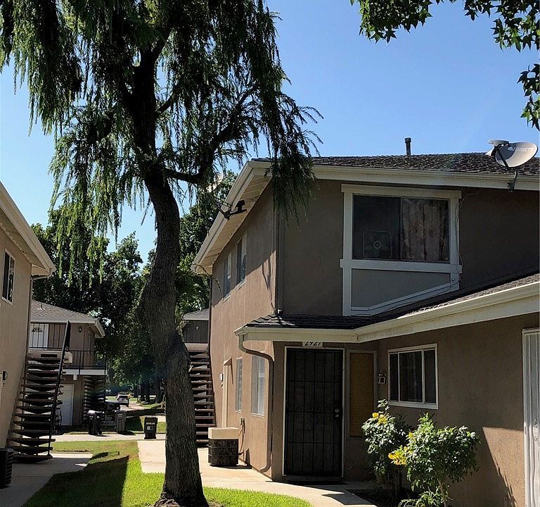 2nd image of 2931 N White Ave