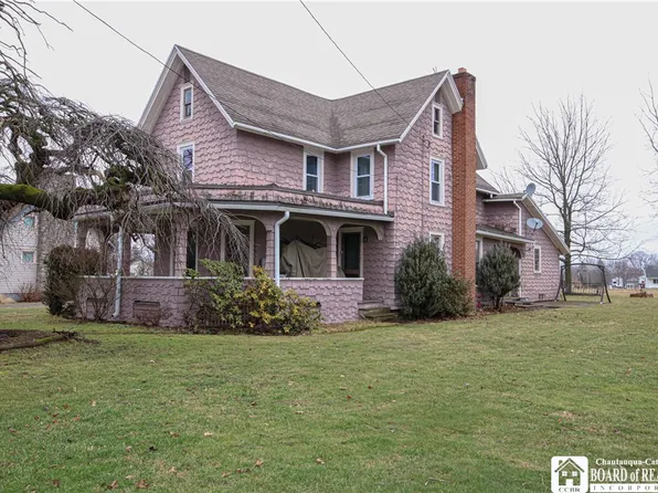 73 Frew Run St, Frewsburg, NY 14738