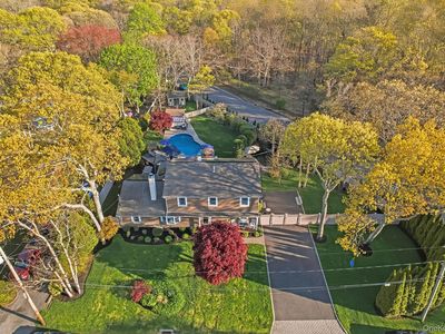 2 Pentmoor Drive, Mastic, NY, 11950