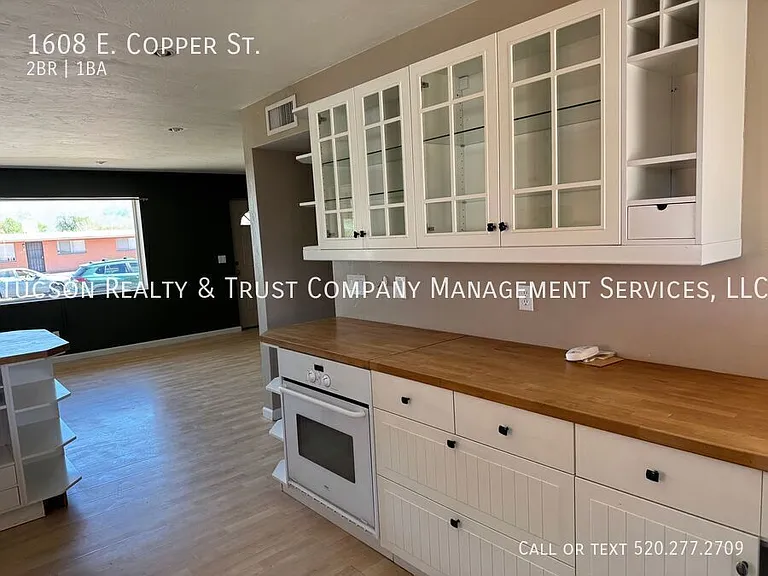1608 E Copper St — Photo 8