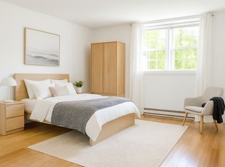 152 Main St APT 12, Sturbridge, MA 01566
