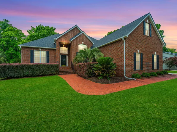 1000 Bakers Landing Dr, North Charleston, SC 29418